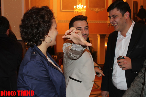 Emil Bədəlov ilin toyunu çaldırdı (FOTO)